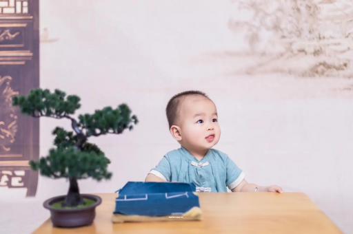 阳谷宝宝眼屎多是什么原因 阳谷宝宝眼屎多是什么原因